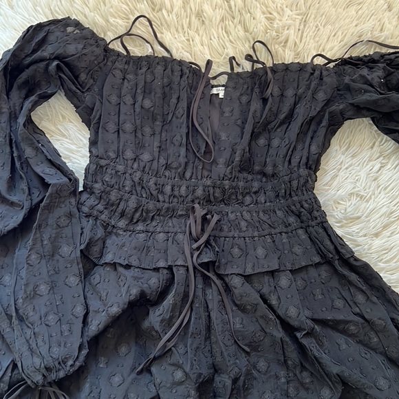New tularosa Magee Romper in Black - Picture 3 of 6